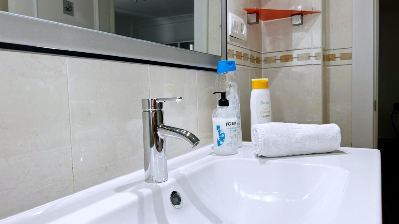Uribarri A Vivienda Turistica Urbana Con Wifi Appartement Bilbao Buitenkant foto